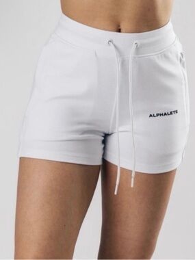 Alphalete Women's Essential Core White Shorts Size Small NWT!